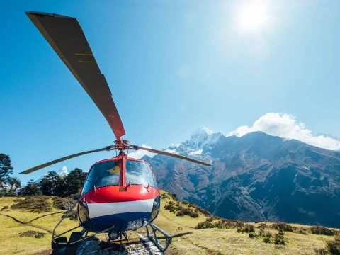 Luxury Himalayan Experience: Everest Gokyo Helicopter Flight
